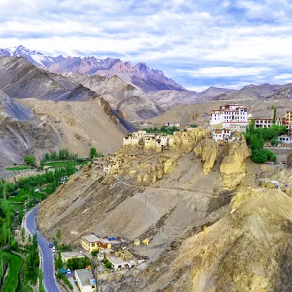 Sonmarg-Kargil Package